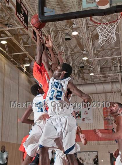 Thumbnail 2 in Blaine @ Osseo (JV) photogallery.