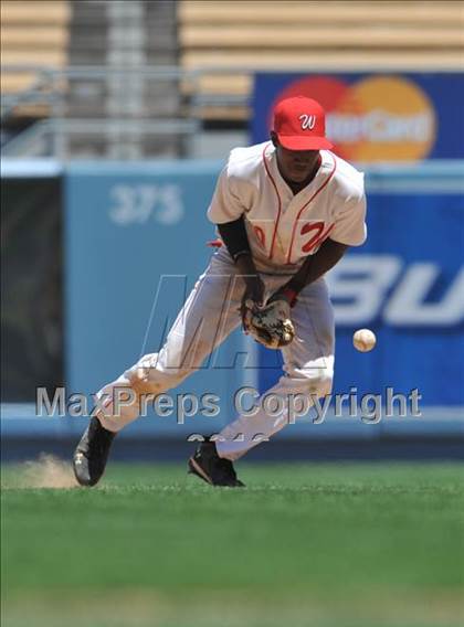 Thumbnail 3 in Venice vs. Westchester (CIF LACS D2 Playoffs)  photogallery.