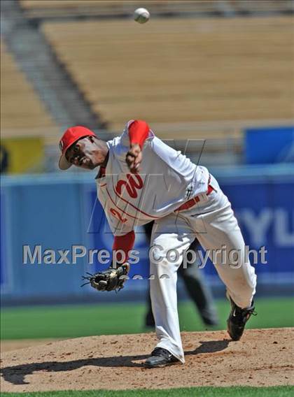 Thumbnail 3 in Venice vs. Westchester (CIF LACS D2 Playoffs)  photogallery.