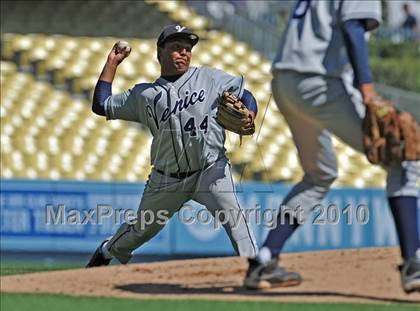 Thumbnail 2 in Venice vs. Westchester (CIF LACS D2 Playoffs)  photogallery.