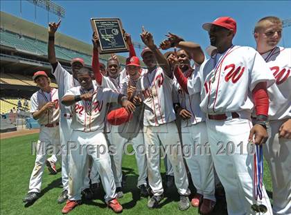 Thumbnail 3 in Venice vs. Westchester (CIF LACS D2 Playoffs)  photogallery.