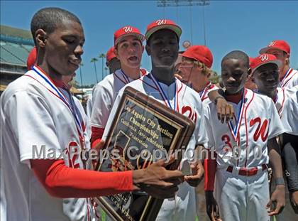 Thumbnail 2 in Venice vs. Westchester (CIF LACS D2 Playoffs)  photogallery.