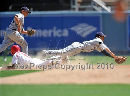 Thumbnail 2 in Venice vs. Westchester (CIF LACS D2 Playoffs)  photogallery.