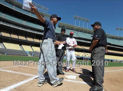 Thumbnail 3 in Venice vs. Westchester (CIF LACS D2 Playoffs)  photogallery.