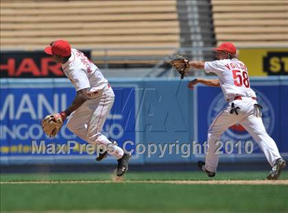 Thumbnail 3 in Venice vs. Westchester (CIF LACS D2 Playoffs)  photogallery.