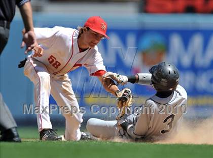 Thumbnail 3 in Venice vs. Westchester (CIF LACS D2 Playoffs)  photogallery.