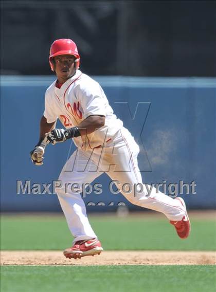 Thumbnail 3 in Venice vs. Westchester (CIF LACS D2 Playoffs)  photogallery.