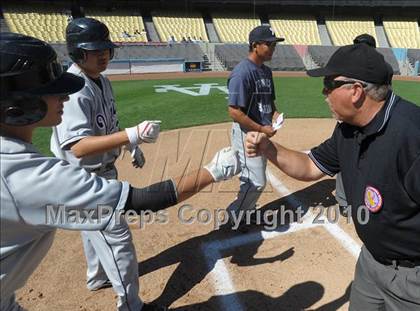 Thumbnail 2 in Venice vs. Westchester (CIF LACS D2 Playoffs)  photogallery.