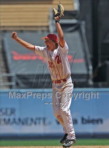 Thumbnail 2 in Venice vs. Westchester (CIF LACS D2 Playoffs)  photogallery.