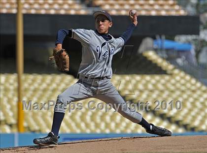 Thumbnail 2 in Venice vs. Westchester (CIF LACS D2 Playoffs)  photogallery.