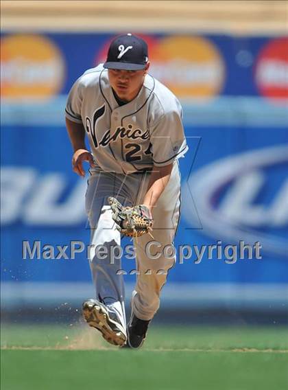 Thumbnail 2 in Venice vs. Westchester (CIF LACS D2 Playoffs)  photogallery.
