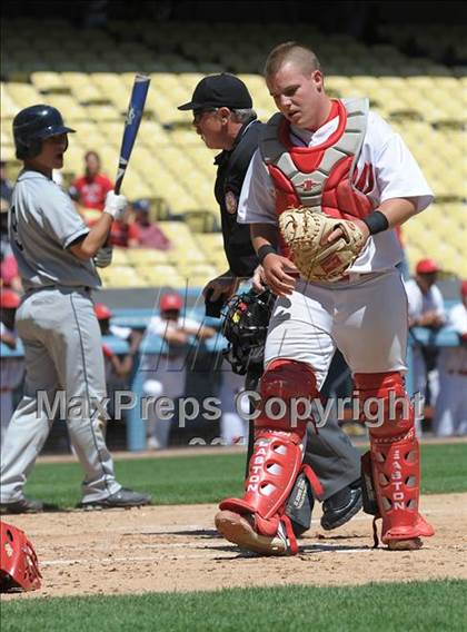 Thumbnail 2 in Venice vs. Westchester (CIF LACS D2 Playoffs)  photogallery.
