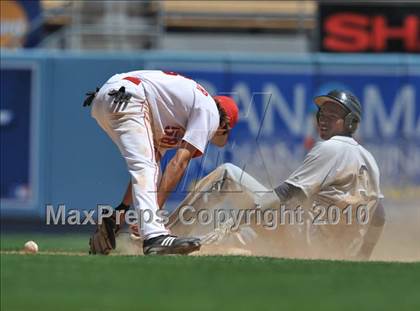 Thumbnail 2 in Venice vs. Westchester (CIF LACS D2 Playoffs)  photogallery.