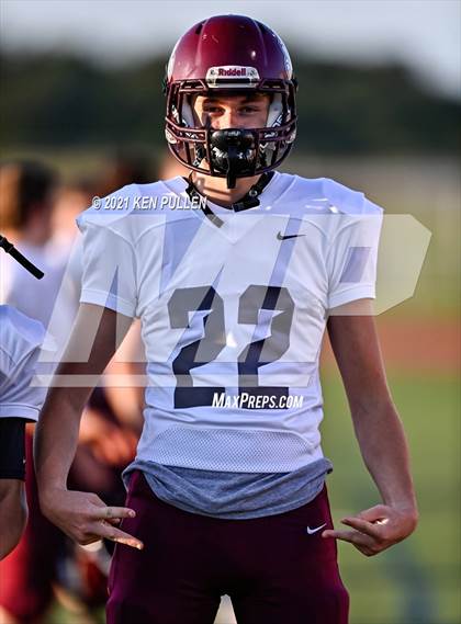 Thumbnail 2 in Warren County vs. Hedgesville photogallery.