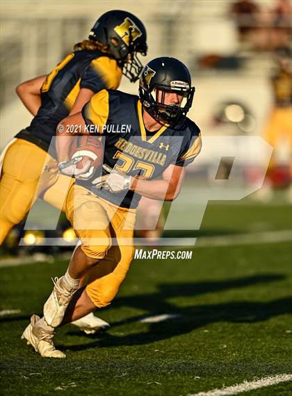 Thumbnail 2 in Warren County vs. Hedgesville photogallery.
