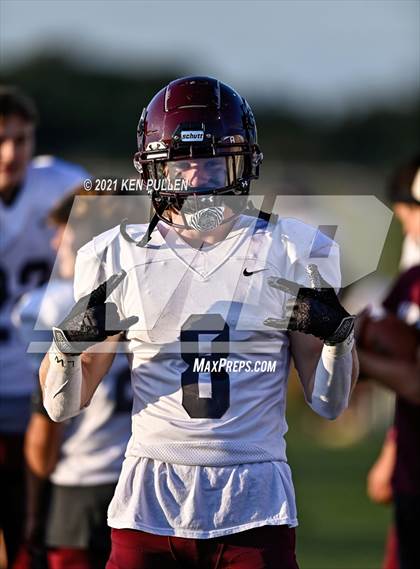 Thumbnail 3 in Warren County vs. Hedgesville photogallery.