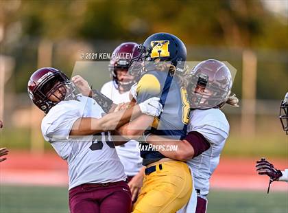 Thumbnail 2 in Warren County vs. Hedgesville photogallery.