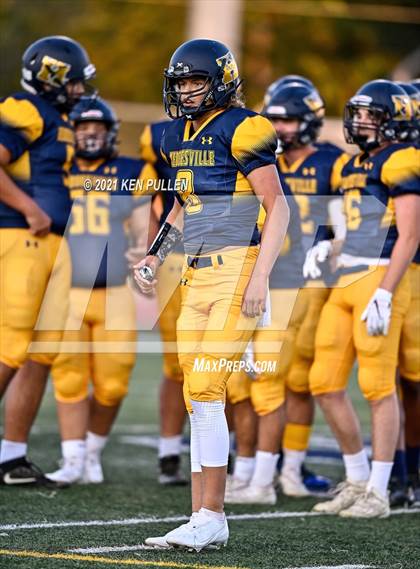 Thumbnail 3 in Warren County vs. Hedgesville photogallery.