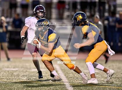 Thumbnail 2 in Warren County vs. Hedgesville photogallery.