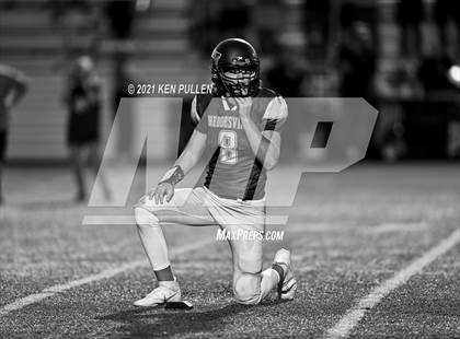 Thumbnail 3 in Warren County vs. Hedgesville photogallery.