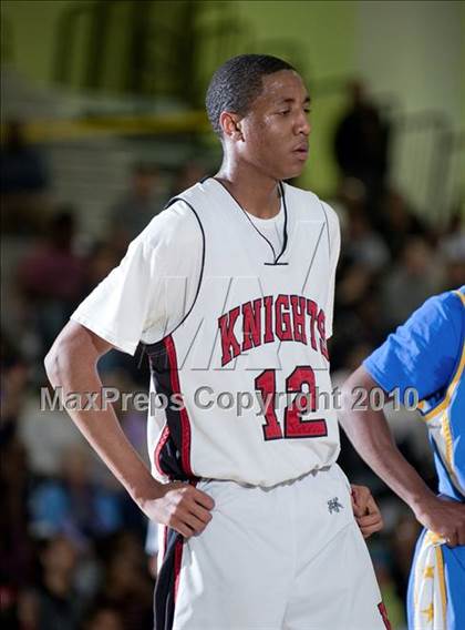 Thumbnail 2 in LACES vs. View Park (CIF LA City Section Small School Final) photogallery.