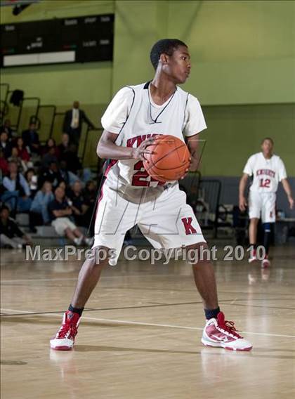 Thumbnail 1 in LACES vs. View Park (CIF LA City Section Small School Final) photogallery.