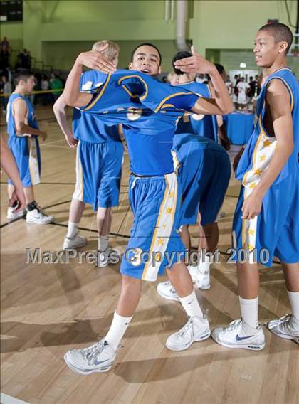 Thumbnail 3 in LACES vs. View Park (CIF LA City Section Small School Final) photogallery.