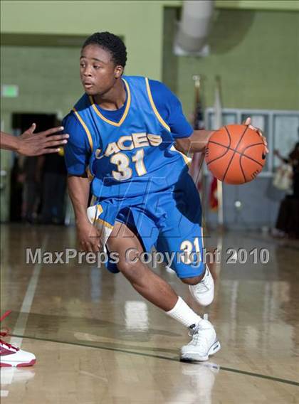 Thumbnail 2 in LACES vs. View Park (CIF LA City Section Small School Final) photogallery.