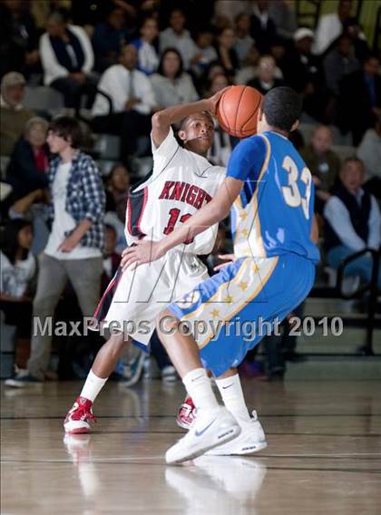Thumbnail 2 in LACES vs. View Park (CIF LA City Section Small School Final) photogallery.