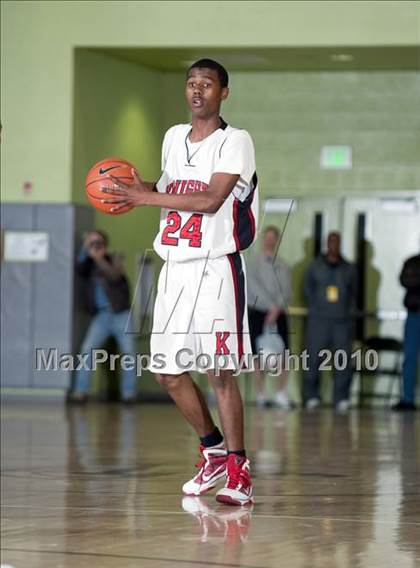Thumbnail 1 in LACES vs. View Park (CIF LA City Section Small School Final) photogallery.
