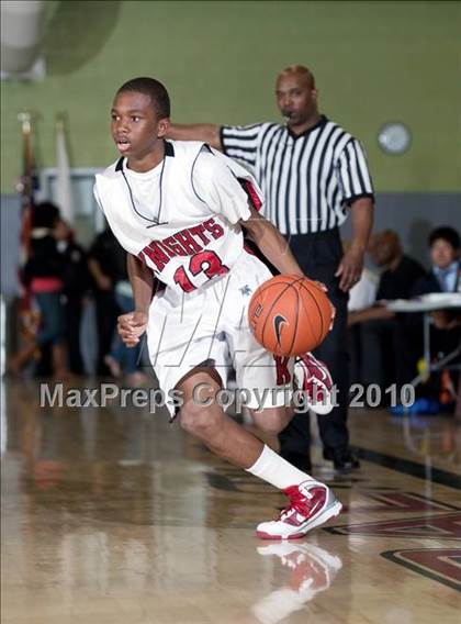 Thumbnail 2 in LACES vs. View Park (CIF LA City Section Small School Final) photogallery.