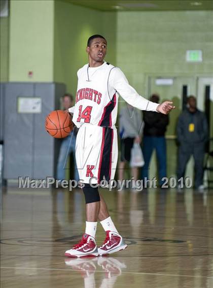 Thumbnail 1 in LACES vs. View Park (CIF LA City Section Small School Final) photogallery.