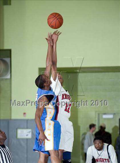 Thumbnail 3 in LACES vs. View Park (CIF LA City Section Small School Final) photogallery.