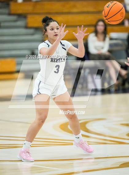 Thumbnail 1 in Valor Christian @ Columbine photogallery.