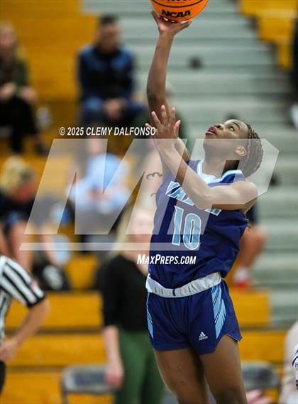 Thumbnail 1 in Valor Christian @ Columbine photogallery.