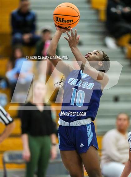 Thumbnail 3 in Valor Christian @ Columbine photogallery.