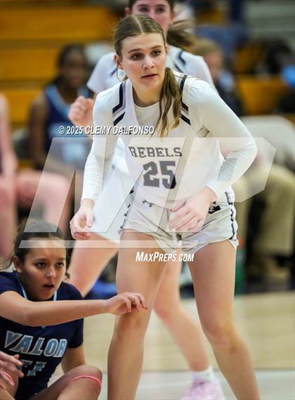 Thumbnail 3 in Valor Christian @ Columbine photogallery.