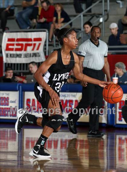 Thumbnail 3 in Bishop Lynch vs. Duncanville (Thanksgiving Hoopfest) photogallery.