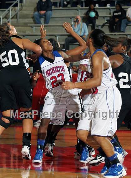 Thumbnail 1 in Bishop Lynch vs. Duncanville (Thanksgiving Hoopfest) photogallery.