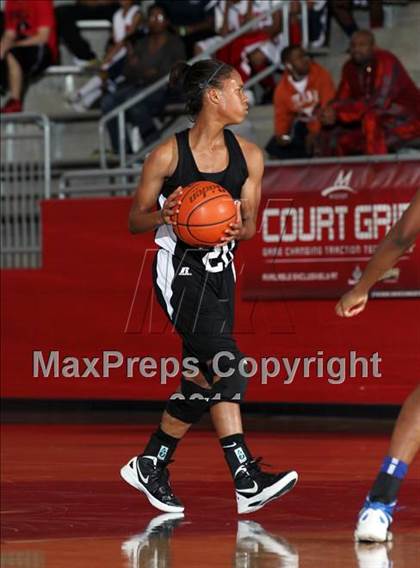 Thumbnail 1 in Bishop Lynch vs. Duncanville (Thanksgiving Hoopfest) photogallery.