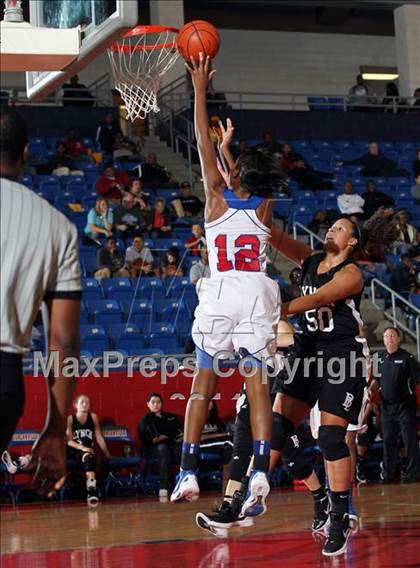 Thumbnail 3 in Bishop Lynch vs. Duncanville (Thanksgiving Hoopfest) photogallery.