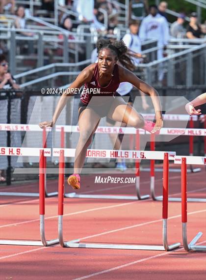 Thumbnail 2 in New Jersey Athletic Conference Meet photogallery.