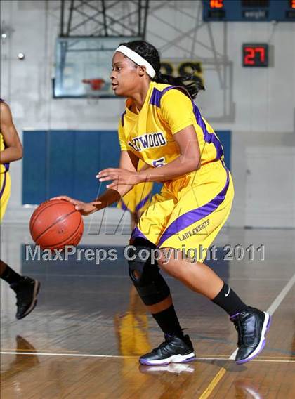 Thumbnail 1 in Lynwood @ Warren photogallery.