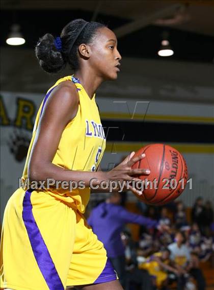 Thumbnail 1 in Lynwood @ Warren photogallery.