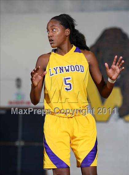Thumbnail 2 in Lynwood @ Warren photogallery.