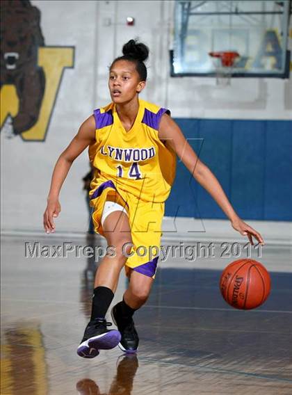 Thumbnail 2 in Lynwood @ Warren photogallery.
