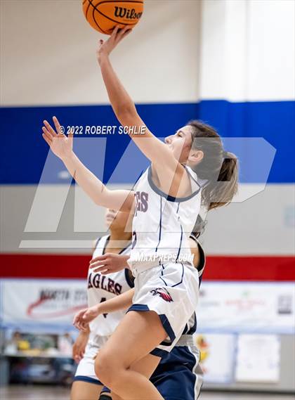Thumbnail 1 in Vista del Lago vs Pleasant Grove (Folsom-Vista Winter Classic) photogallery.
