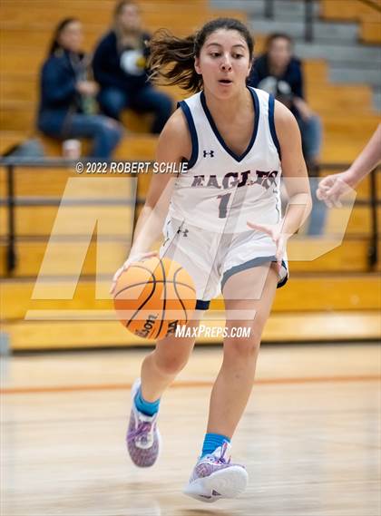 Thumbnail 2 in Vista del Lago vs Pleasant Grove (Folsom-Vista Winter Classic) photogallery.