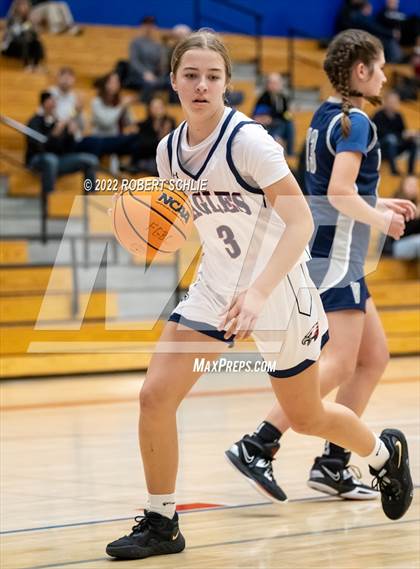 Thumbnail 1 in Vista del Lago vs Pleasant Grove (Folsom-Vista Winter Classic) photogallery.