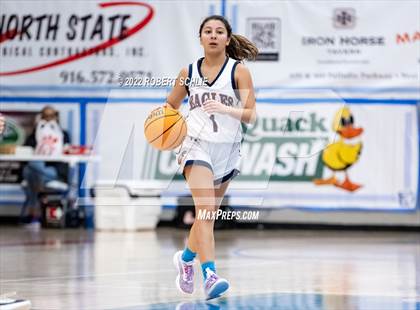 Thumbnail 3 in Vista del Lago vs Pleasant Grove (Folsom-Vista Winter Classic) photogallery.